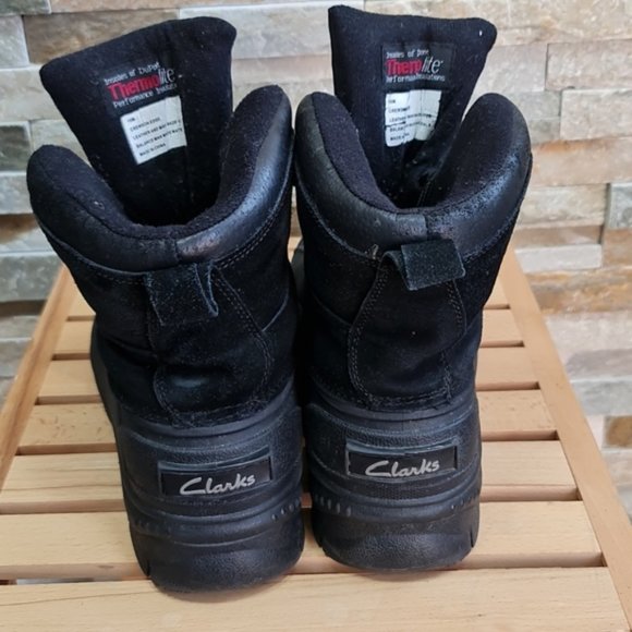 Clarks Crewson Edge Boots - Picture 6 of 9